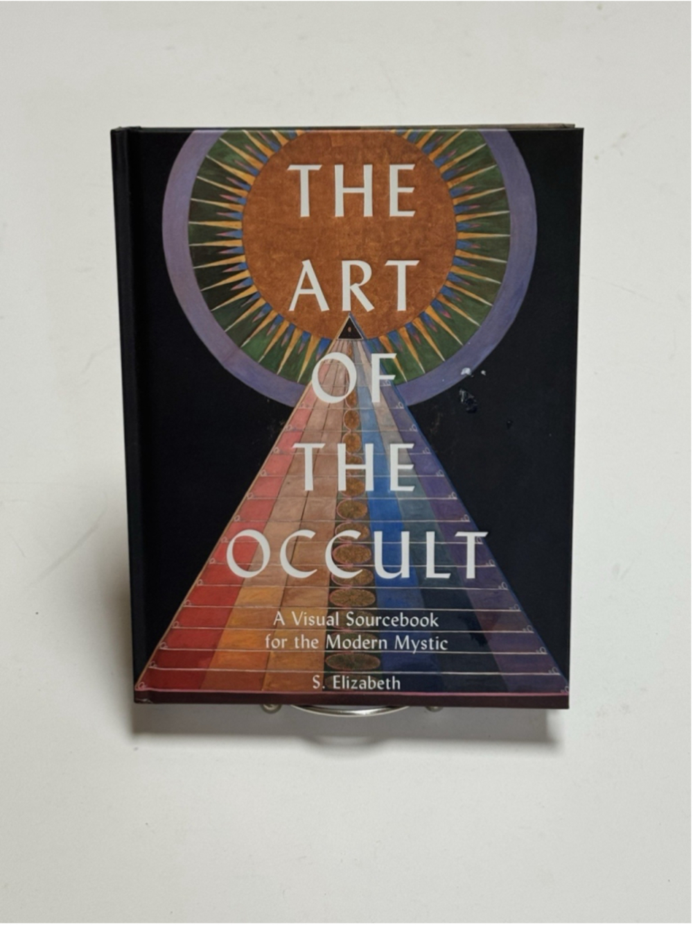 The Art of the Occult: A Visual Sourcebook for the Modern Mystic NEW